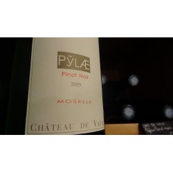 PYLAE PINOT NOIR CHATEAU DE VAUX ROUGE 2010